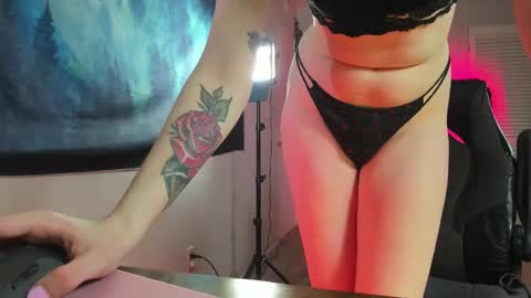 Snapshot of abbiemorganxx chatting on 09/26/25, 12:47 Abbie Morgan online show from 09/26/25, 12:47