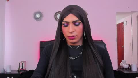 Abbigail Fuster  online show from 01/27/25, 08:17