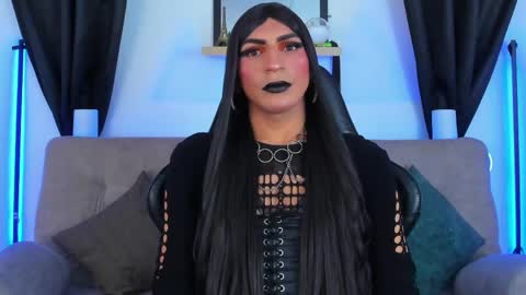 Abbigail Fuster  online show from 05/28/26, 11:29