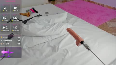   .   .   online show from 03/08/25, 09:17