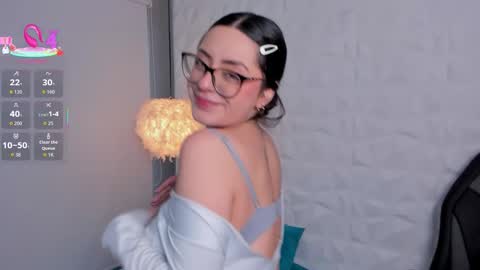 abby_angeel_1 online show from 12/17/25, 12:11