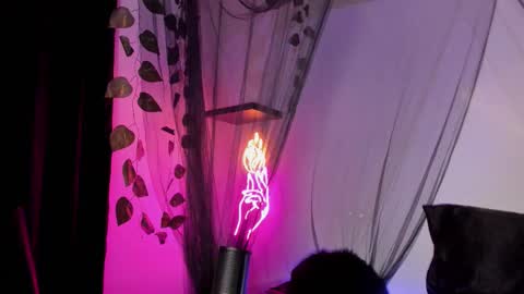 Snapshot of abby_deluna chatting on 11/07/25, 09:59 Abby online show from 11/07/25, 09:59