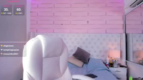 Snapshot of abby_joule chatting on 02/19/25, 05:38 Abby online show from 02/19/25, 05:38