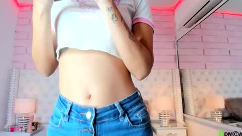 Snapshot of abby_joule chatting on 09/26/25, 03:27 Abby online show from 09/26/25, 03:27