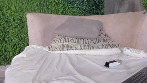 A B B Y online show from 02/04/25, 03:47