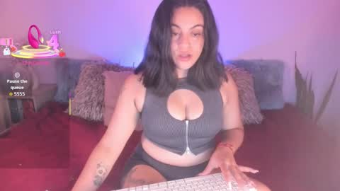 Snapshot of abby_saphir chatting on 10/03/25, 03:25 ABBY SAPHIR online show from 10/03/25, 03:25