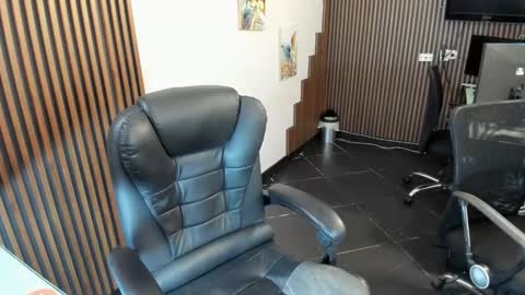 Abby Stones online show from 10/22/25, 10:26