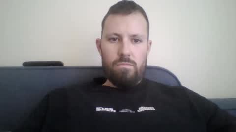 Snapshot of abedreng chatting on 10/14/25, 12:28 abedreng online show from 10/14/25, 12:28