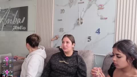 Abella online show from 12/01/25, 01:49