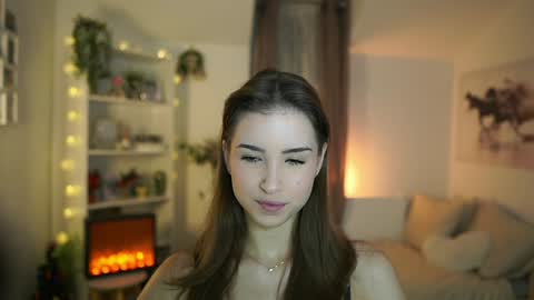 abella_danger_x online show from 12/17/24, 09:28