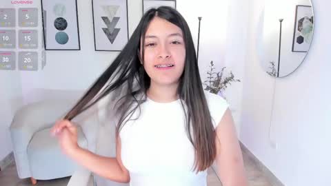  Abella Ruiz  online show from 03/04/25, 05:03