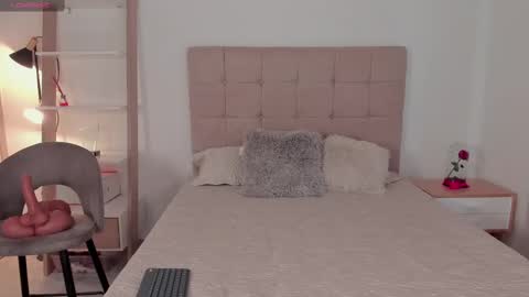  Abella  online show from 03/11/25, 02:51