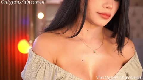 abie_owen online show from 01/19/25, 08:19