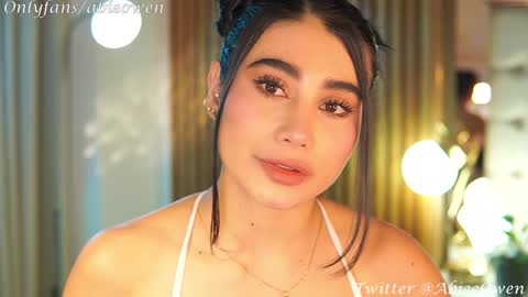 abie_owen online show from 02/05/25, 12:53