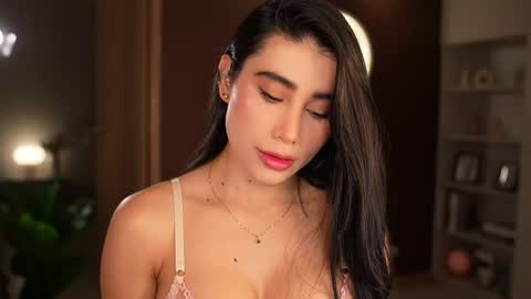 abie_owen online show from 05/10/26, 12:16