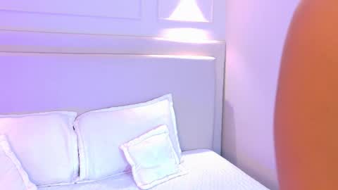 abiehils online show from 10/27/25, 11:25