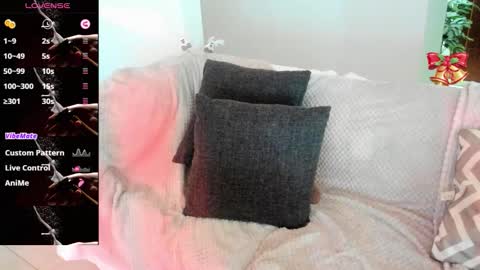 Snapshot of abigail_luna_ chatting on 12/13/25, 07:53 abi online show from 12/13/25, 07:53