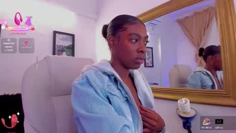 Snapshot of abigail_montoya chatting on 02/02/26, 11:20 Abigail online show from 02/02/26, 11:20