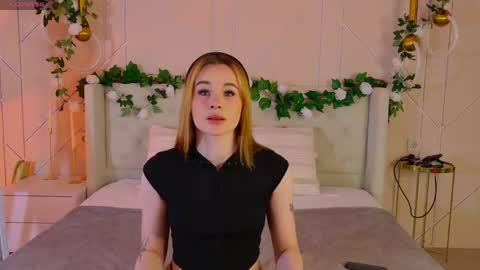 abigailforl online show from 04/13/26, 05:02