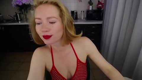 Abigail Mcgee online show from 06/15/26, 03:09