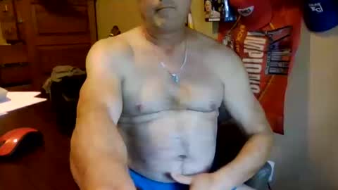 Snapshot of aboringguy chatting on 10/14/25, 06:31 aboringguy online show from 10/14/25, 06:31
