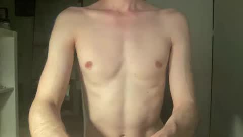 aussieboii online show from 12/03/24, 11:44