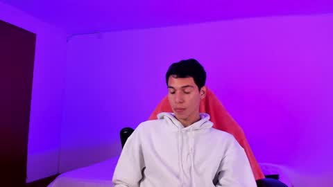 Ig ronnyabrahan   online show from 12/06/24, 03:08