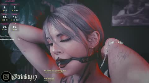 Snapshot of abril__colen chatting on 01/27/25, 02:20 April online show from 01/27/25, 02:20