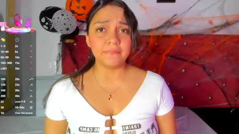 abril_gomez_11 online show from 10/29/25, 04:04