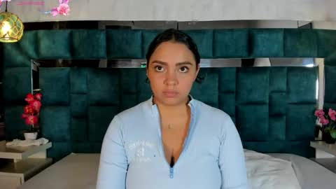 abril_gomez_11 online show from 05/06/26, 08:03