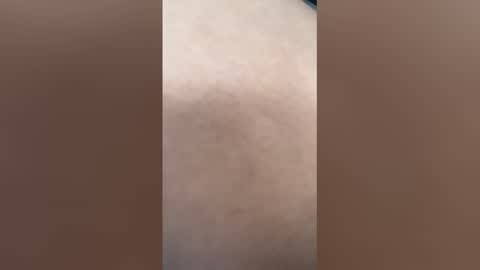 abril_gomez_11 online show from 05/15/26, 12:12