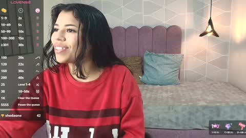 ABRIL MATTHEWS online show from 12/24/24, 11:06