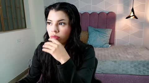 ABRIL MATTHEWS online show from 01/11/25, 12:07