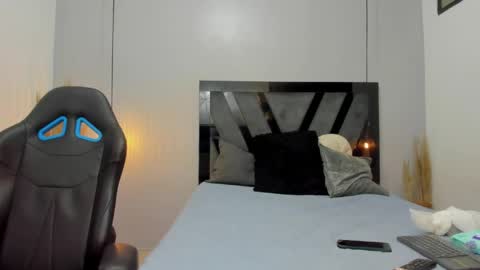 Abril online show from 04/04/26, 10:51