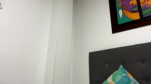abrilsantosxo online show from 05/21/26, 11:45