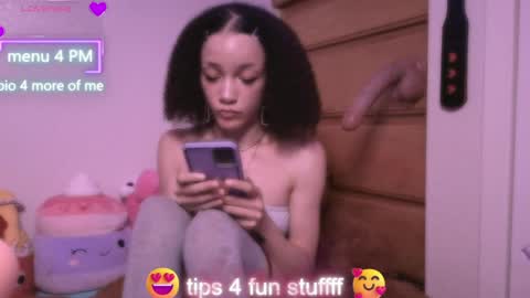 Peach online show from 04/14/26, 03:12