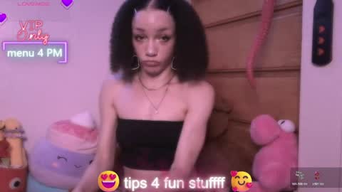 Peach online show from 05/26/26, 03:02