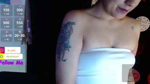 Snapshot of absentavert chatting on 02/13/25, 10:33 Absenta vert online show from 02/13/25, 10:33