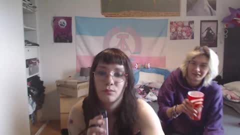 absintiliak online show from 05/18/26, 05:19
