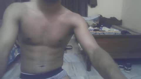 Snapshot of abusaada20 chatting on 01/25/25, 06:02 Thefitguy online show from 01/25/25, 06:02