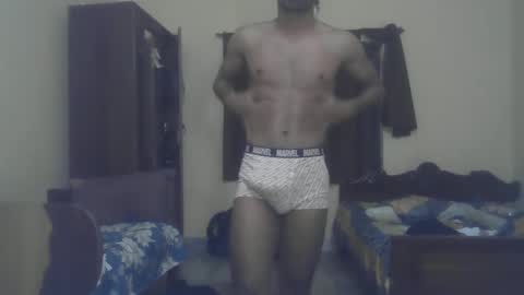 Snapshot of abusaada20 chatting on 01/27/25, 04:54 Thefitguy online show from 01/27/25, 04:54