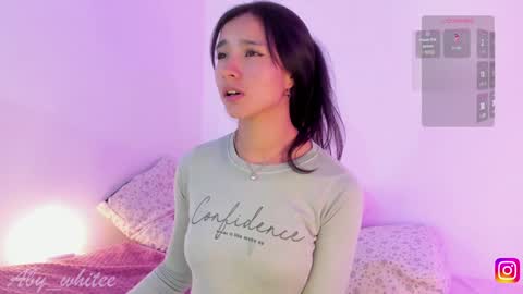 Snapshot of aby_whitee chatting on 12/10/24, 05:28 Aby online show from 12/10/24, 05:28