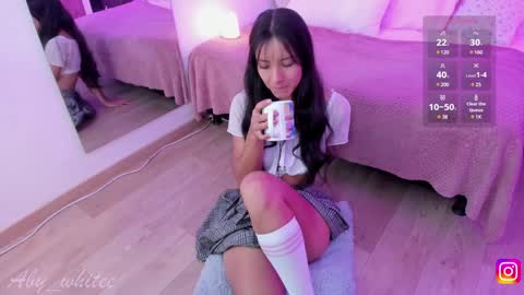 Snapshot of aby_whitee chatting on 12/23/24, 04:22 Aby online show from 12/23/24, 04:22