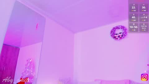 Snapshot of aby_whitee chatting on 01/11/25, 03:09 Aby online show from 01/11/25, 03:09
