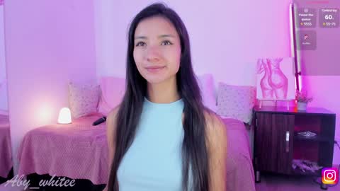 Snapshot of aby_whitee chatting on 02/03/25, 11:31 Aby online show from 02/03/25, 11:31