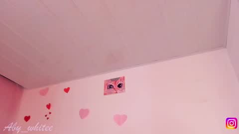 Snapshot of aby_whitee chatting on 09/30/25, 02:44 Aby online show from 09/30/25, 02:44