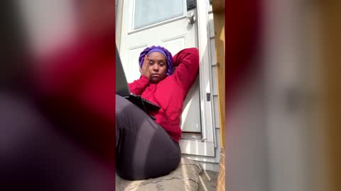 angel  chris online show from 04/13/26, 02:22