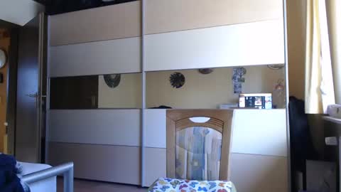 Snapshot of ach471 chatting on 02/18/25, 08:49 ach471 online show from 02/18/25, 08:49