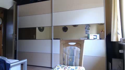 Snapshot of ach471 chatting on 02/20/25, 08:50 ach471 online show from 02/20/25, 08:50