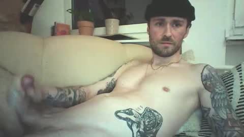 achix2704 online show from 03/31/26, 08:31